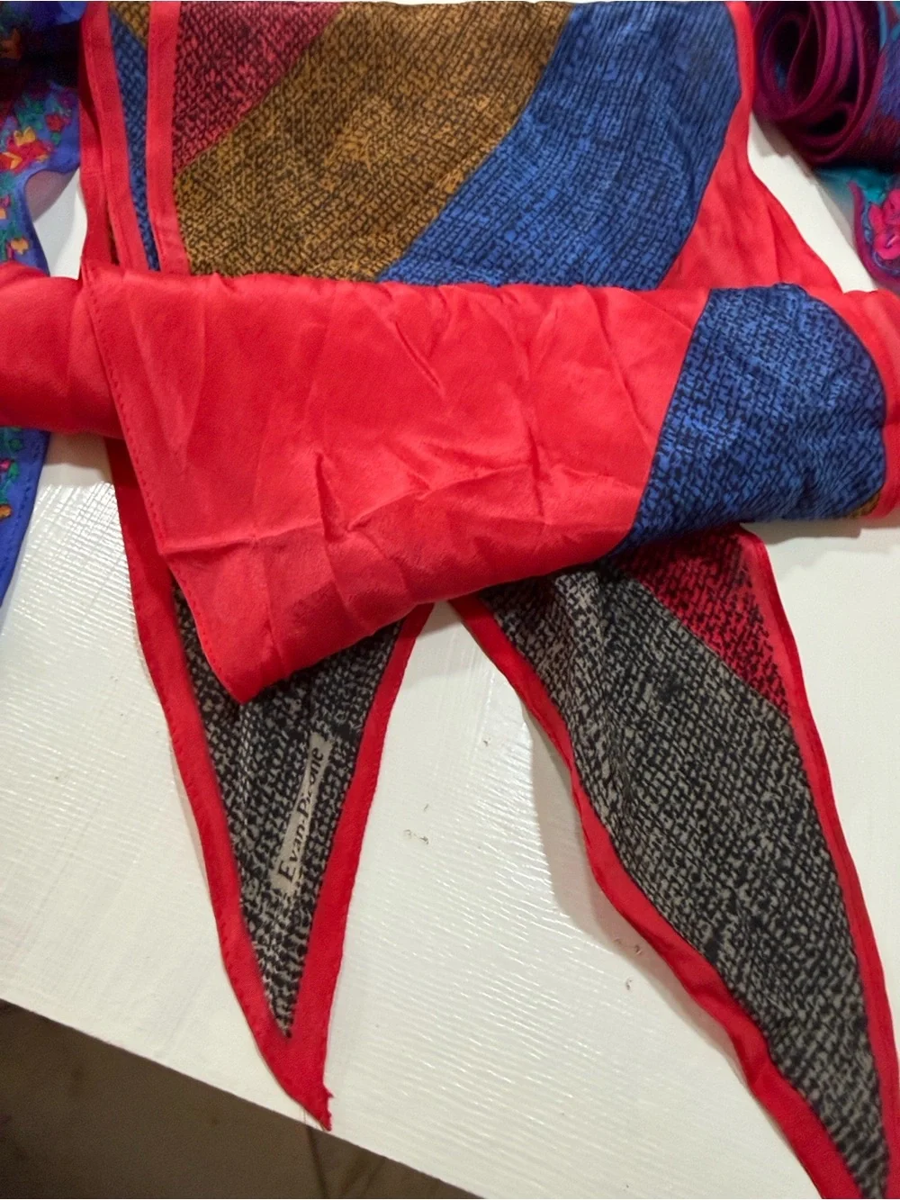 Evan Picone Liz Claiborne & other Mulicolor Silk Scarves 🧣 Blue, Pink, Red Black
